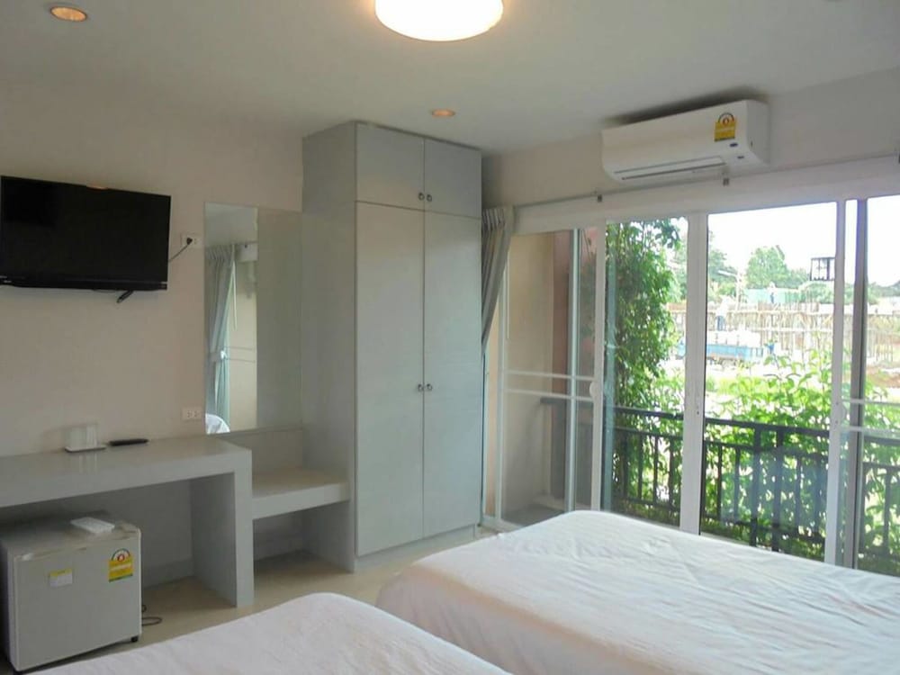 Rose Villa Resort 10/34