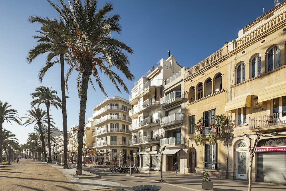 Sitges Group Ribera 41/50