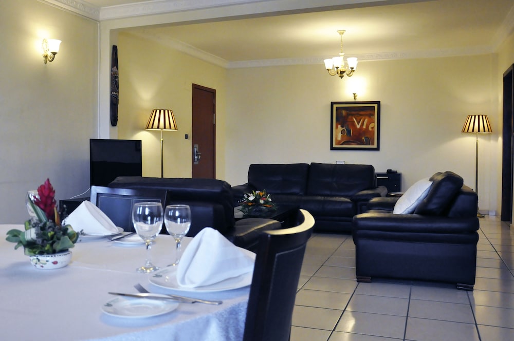 Hotel Prince de Galles 23/26