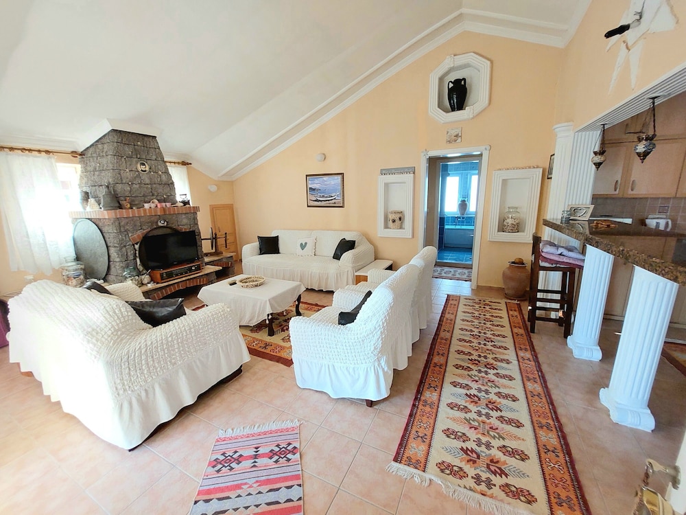 شقة بسريرين منفصلين بغرفتي نوم مع أريكة، Dalyan Palace 8/10