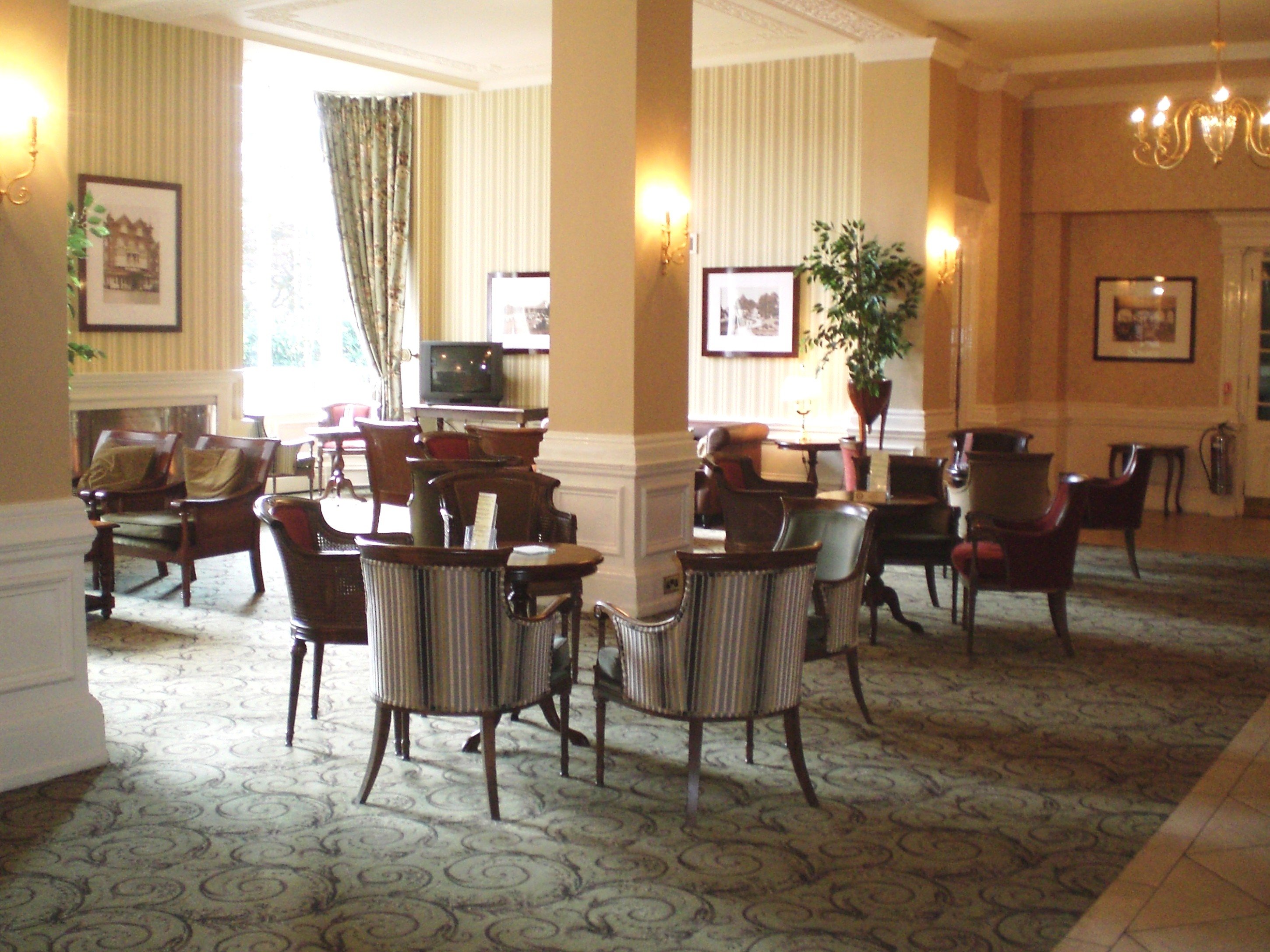 Cairn Hotel 37/50