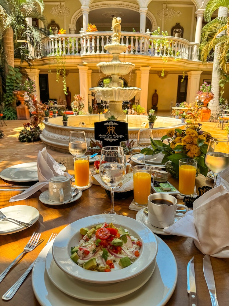 Mansion Merida on the Park 53/65