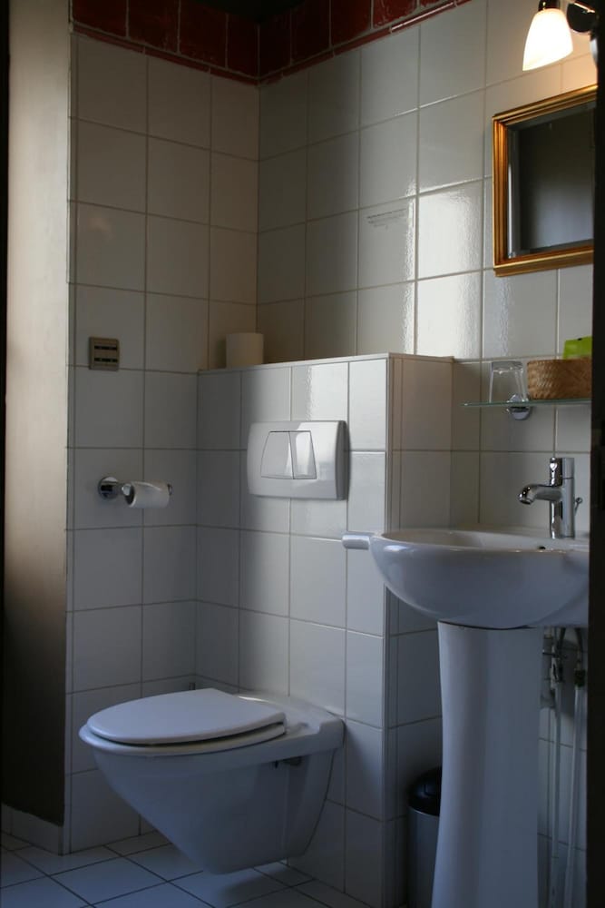 HOTEL LE COBH 26/26