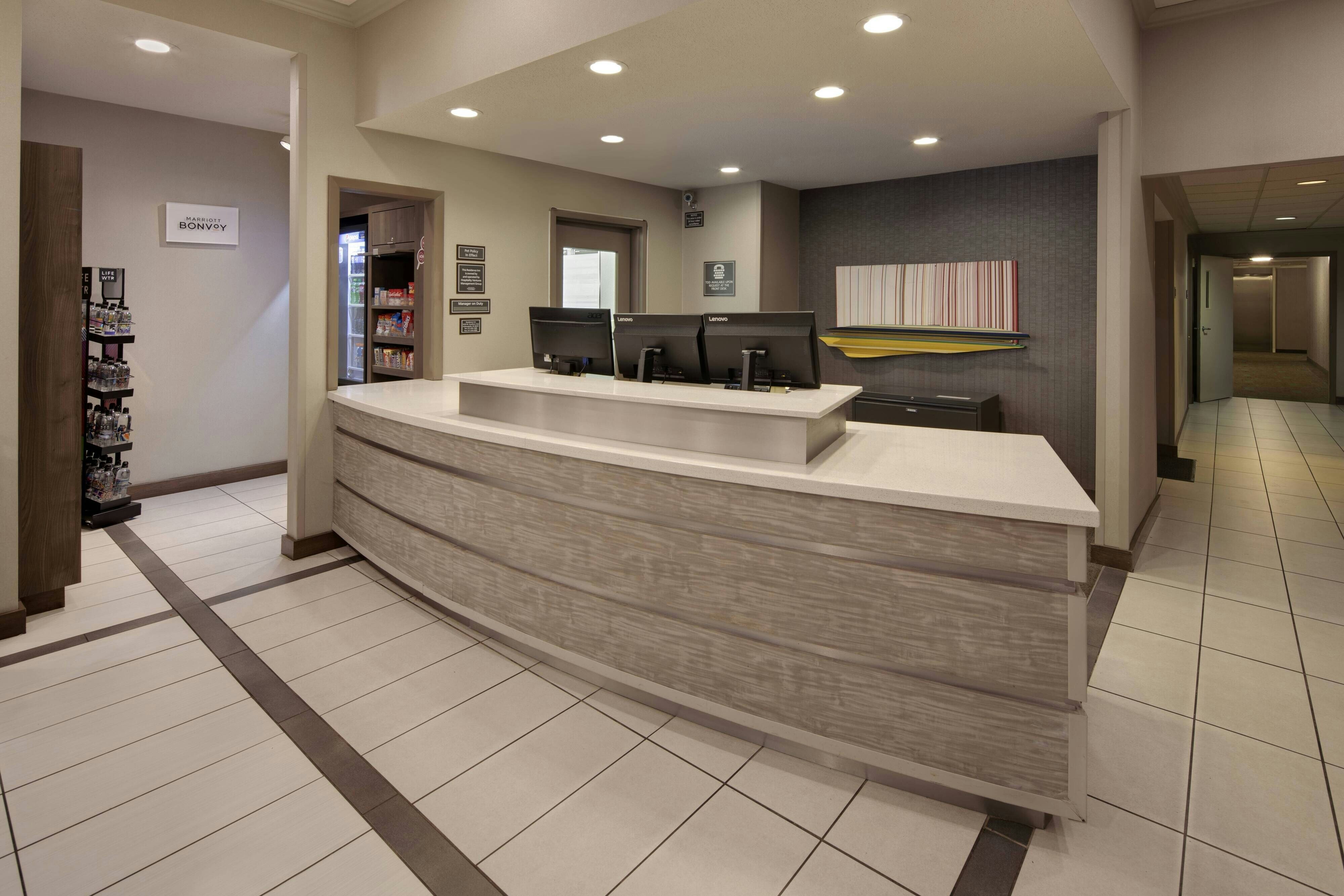 Lobby at Residence Inn by Marriott Indianapolis Airport, INDIANAPOLIS - IN