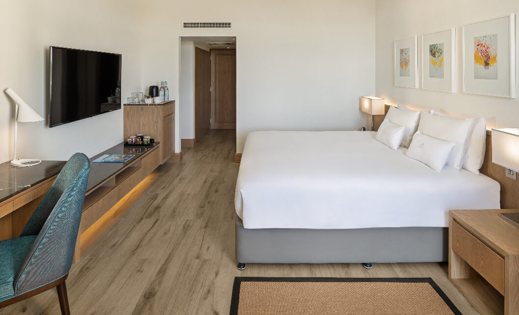 1 Bedroom, Peacock, Premium, Sea View, Lounge Access