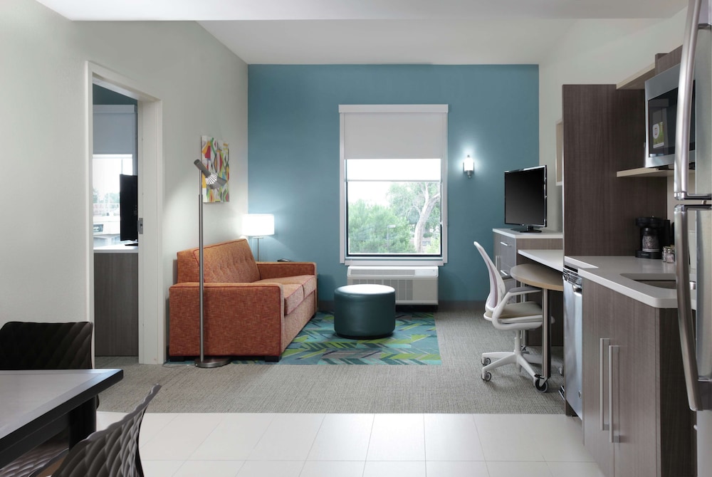 Home2 Suites by Hilton Fort Collins 30/44