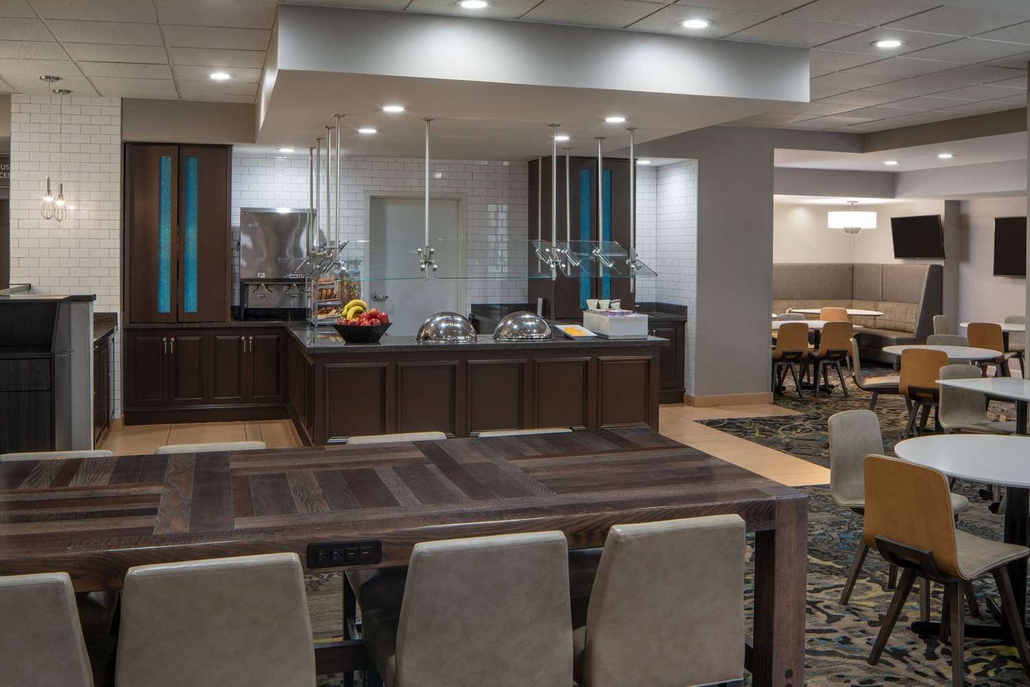 restaurant cafeteria