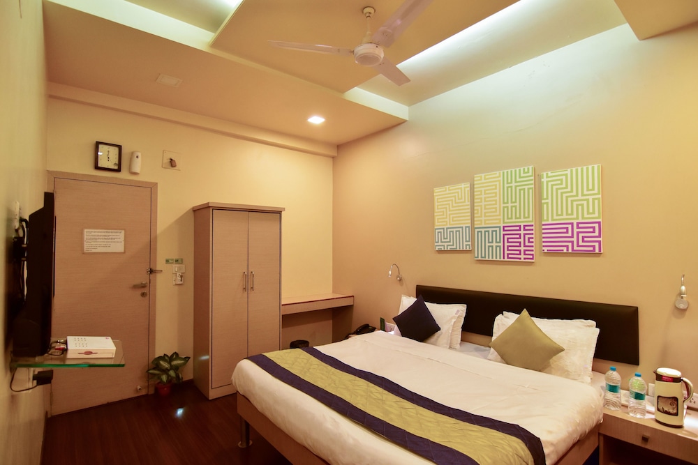 Hotel Sapna Executive 20/43