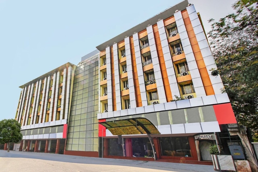 Hotel Anmol Continental 2/27