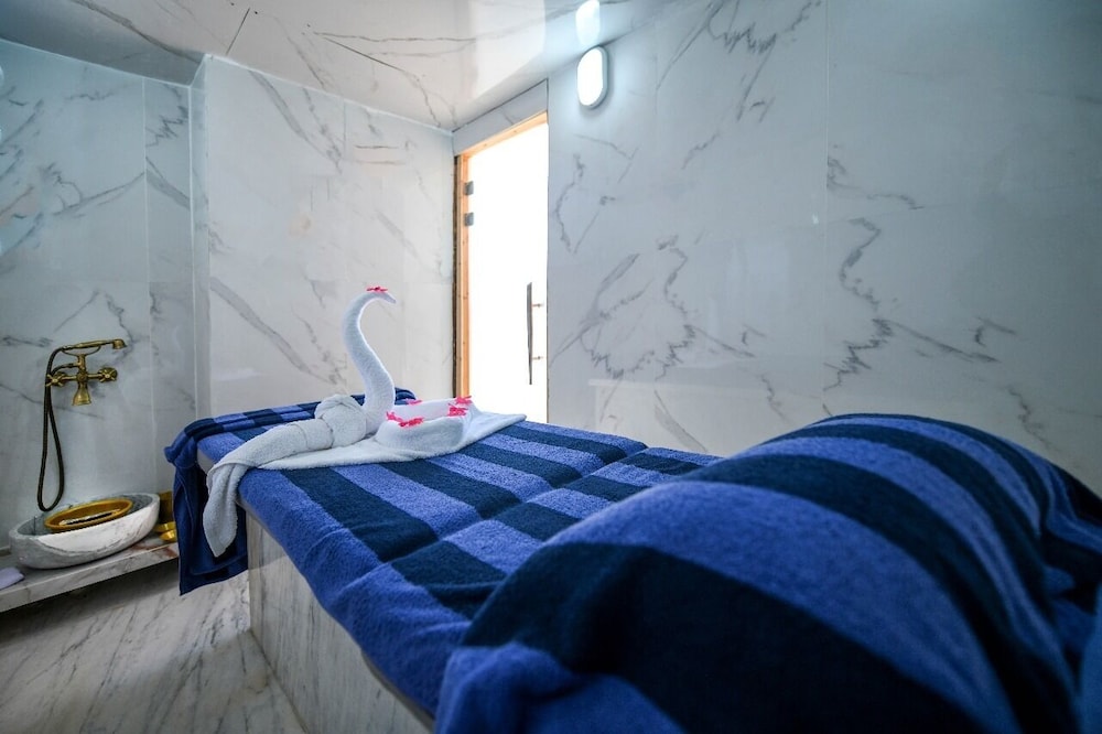 XU Sidi Abdel Rahman Resort & Spa 12/38
