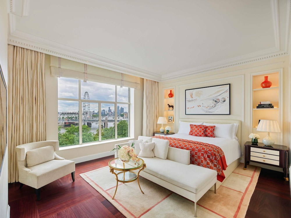 The Savoy Hotel 13/50