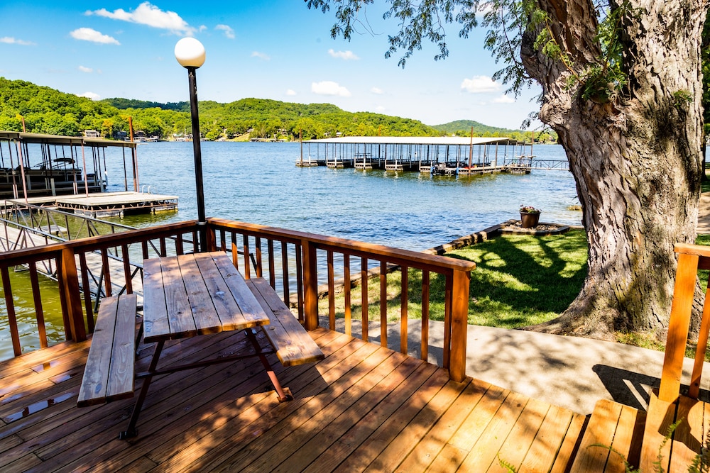 Point View Resort 18/73