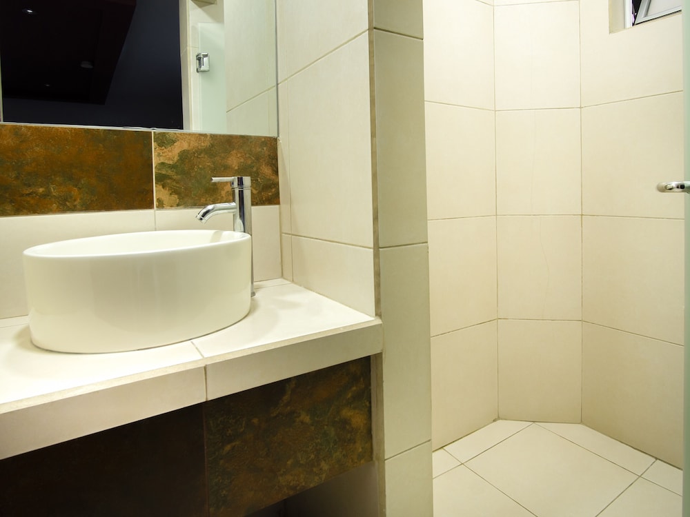 CAPITAL O Hotel Rose, Ensenada 46/48