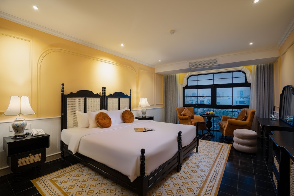The Now Boutique Hotel 7/50