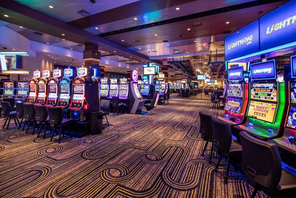 Isle Casino Hotel Bettendorf 38/51