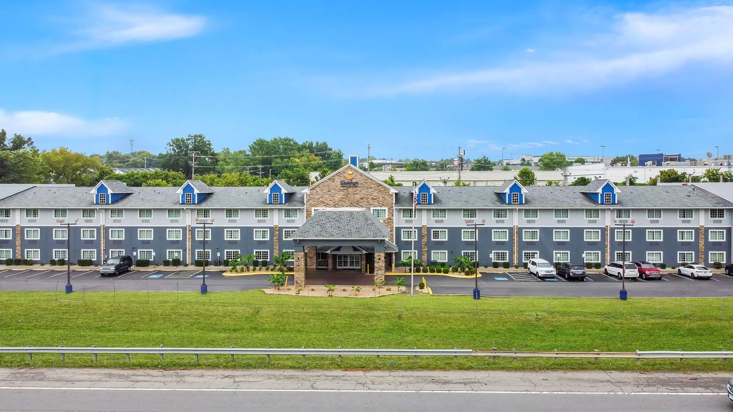 Comfort Inn & Suites Nashville Near Tanger Outlets I-24 Antioch 1/21