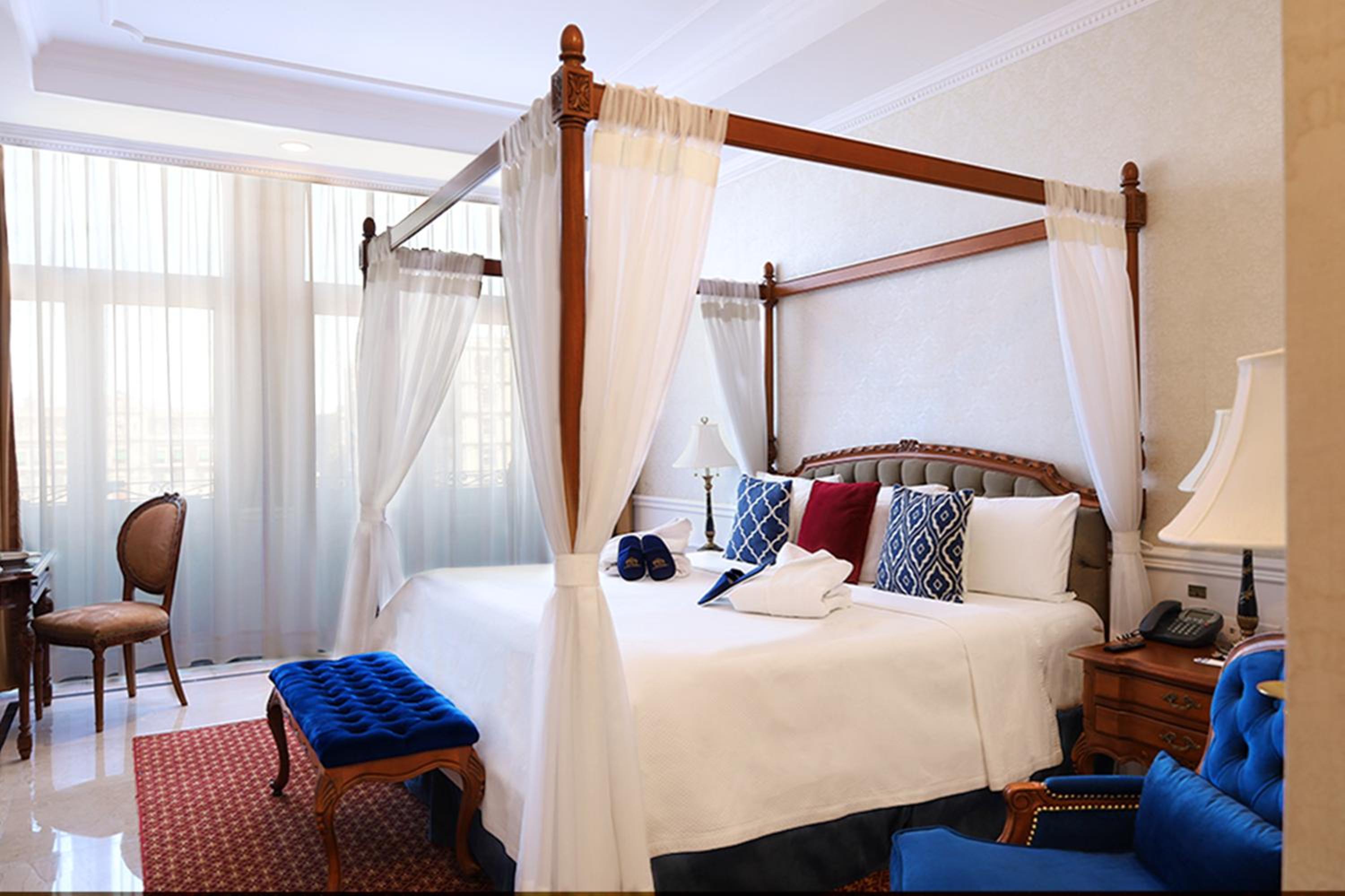Master, Suite, with View