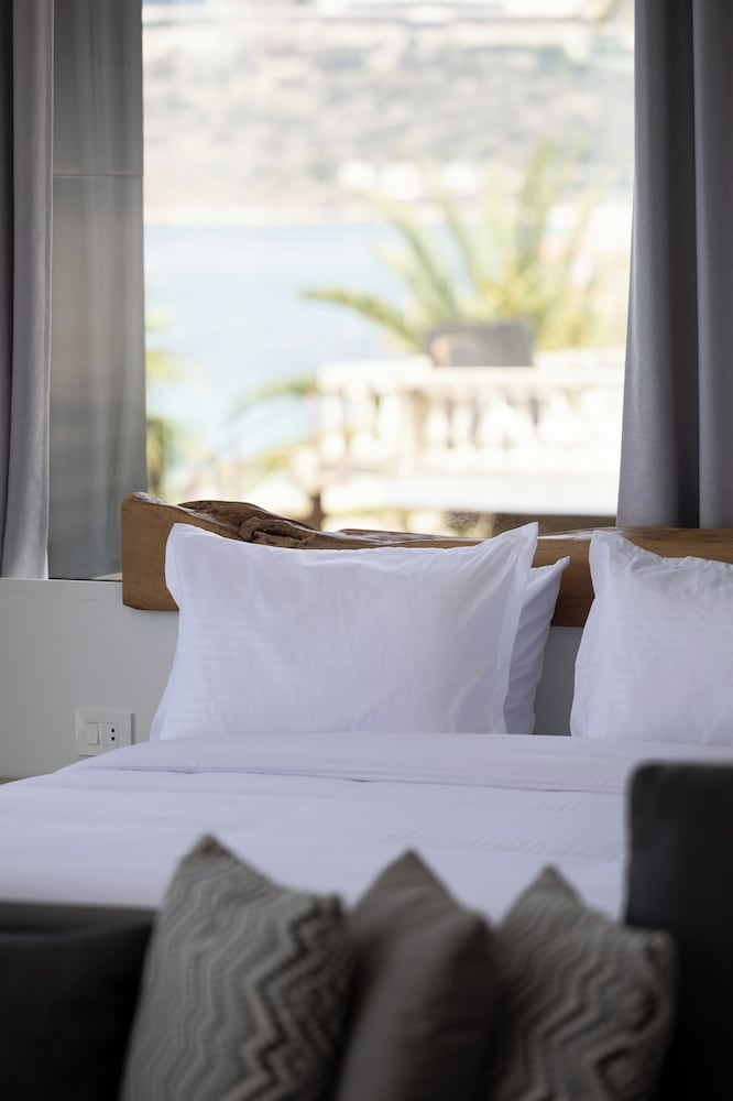 Middle Beach Hotel 27/49