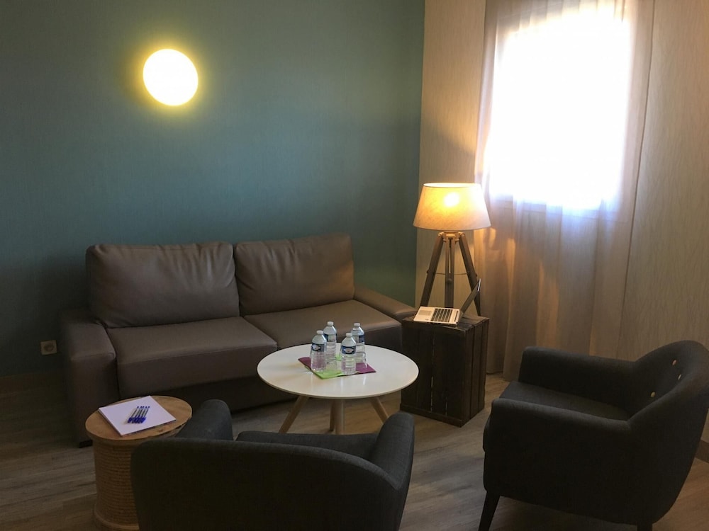 Ibis Styles Vierzon 23/44