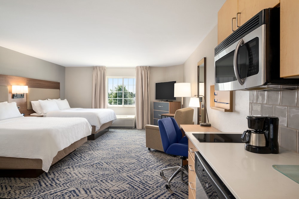 Candlewood Suites Watertown-Fort Drum 20/68