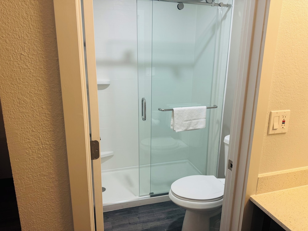 Motel6 Southgate, MI - Detroit 55/60