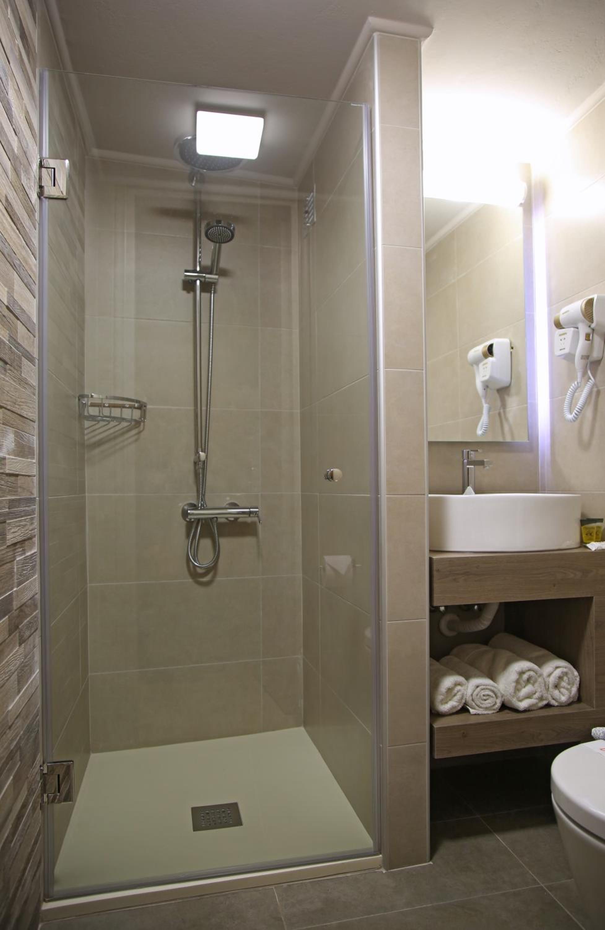 Elysee Hotel 44/48
