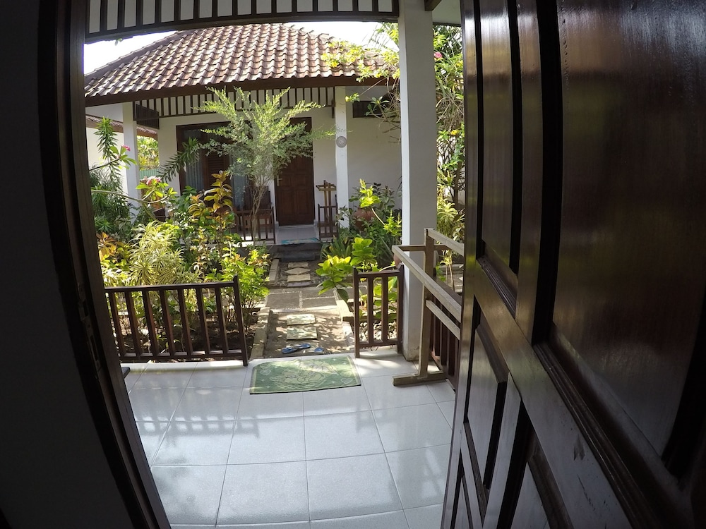 Gili Smile Bungalows 9/50