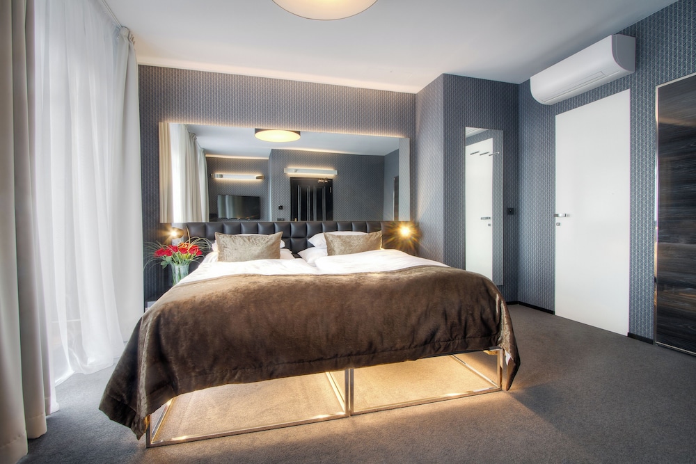 Hotel Mucha 21/72
