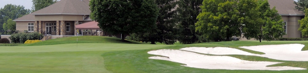 Normandy Farm Hotel and Conference Center 44/45