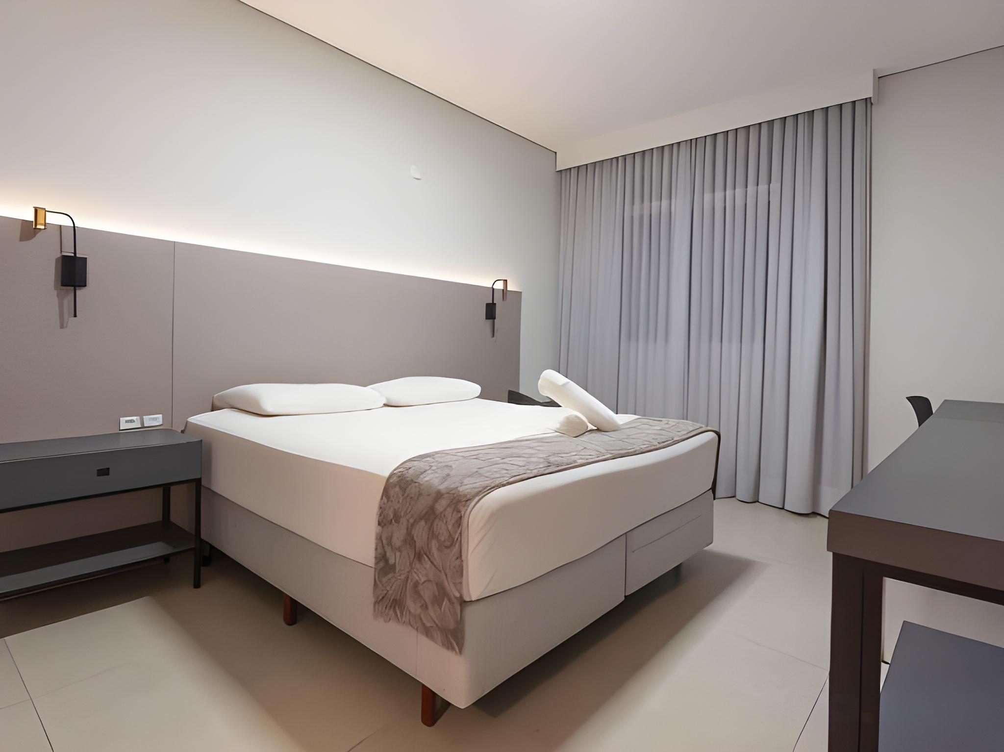 Apartment, Triple, Twin Beds