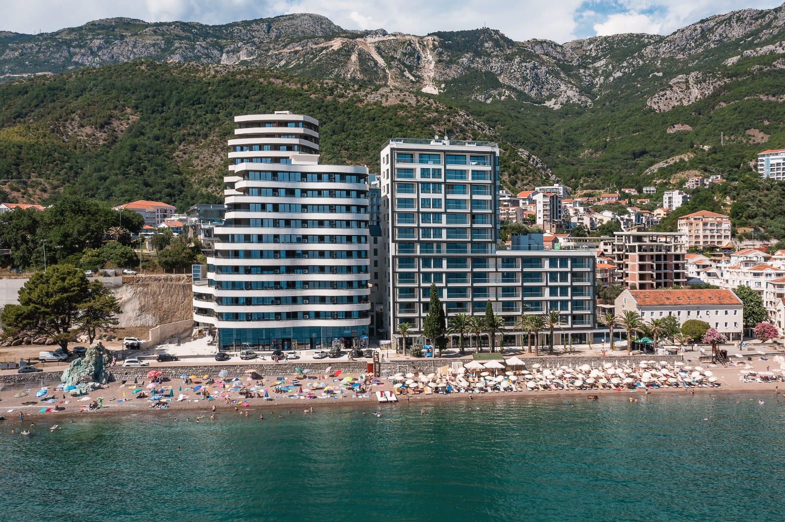 Royalis Suites in BECICI