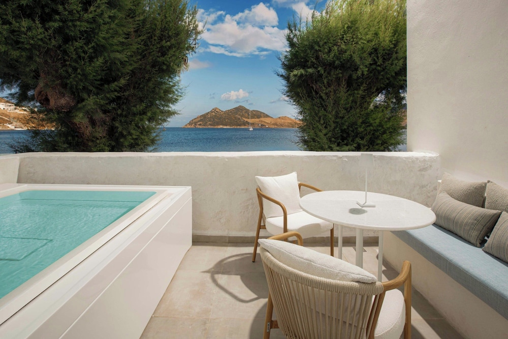Patmos Aktis Suites And Spa 58/86