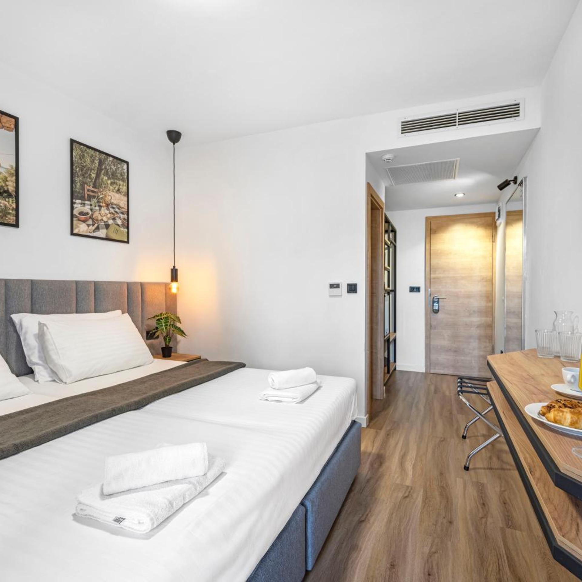 Deluxe, Double Bed, Sea View, Balcony