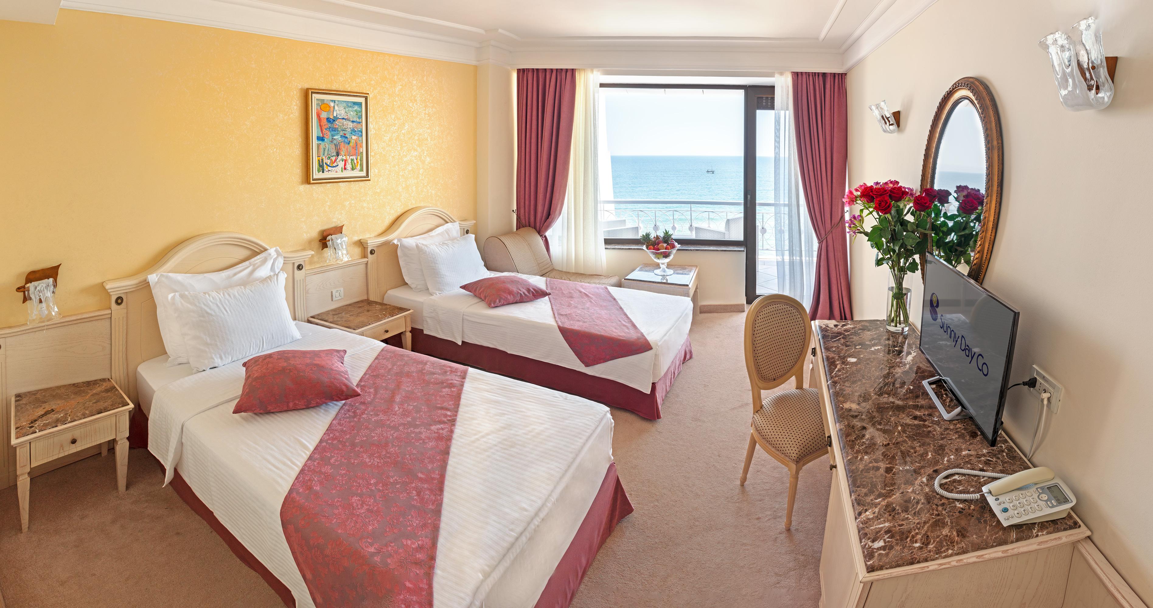 Standard, Twin Beds, Sea View, Balcony or Terrace