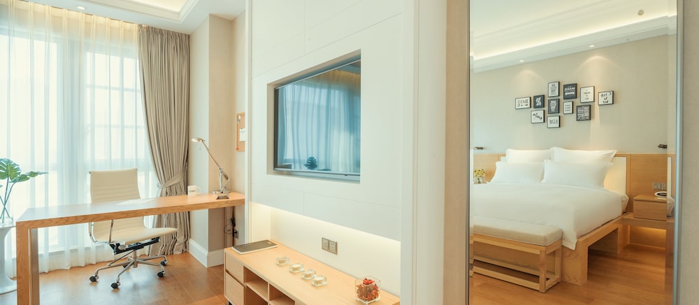 Residence G Shenzhen 24/47