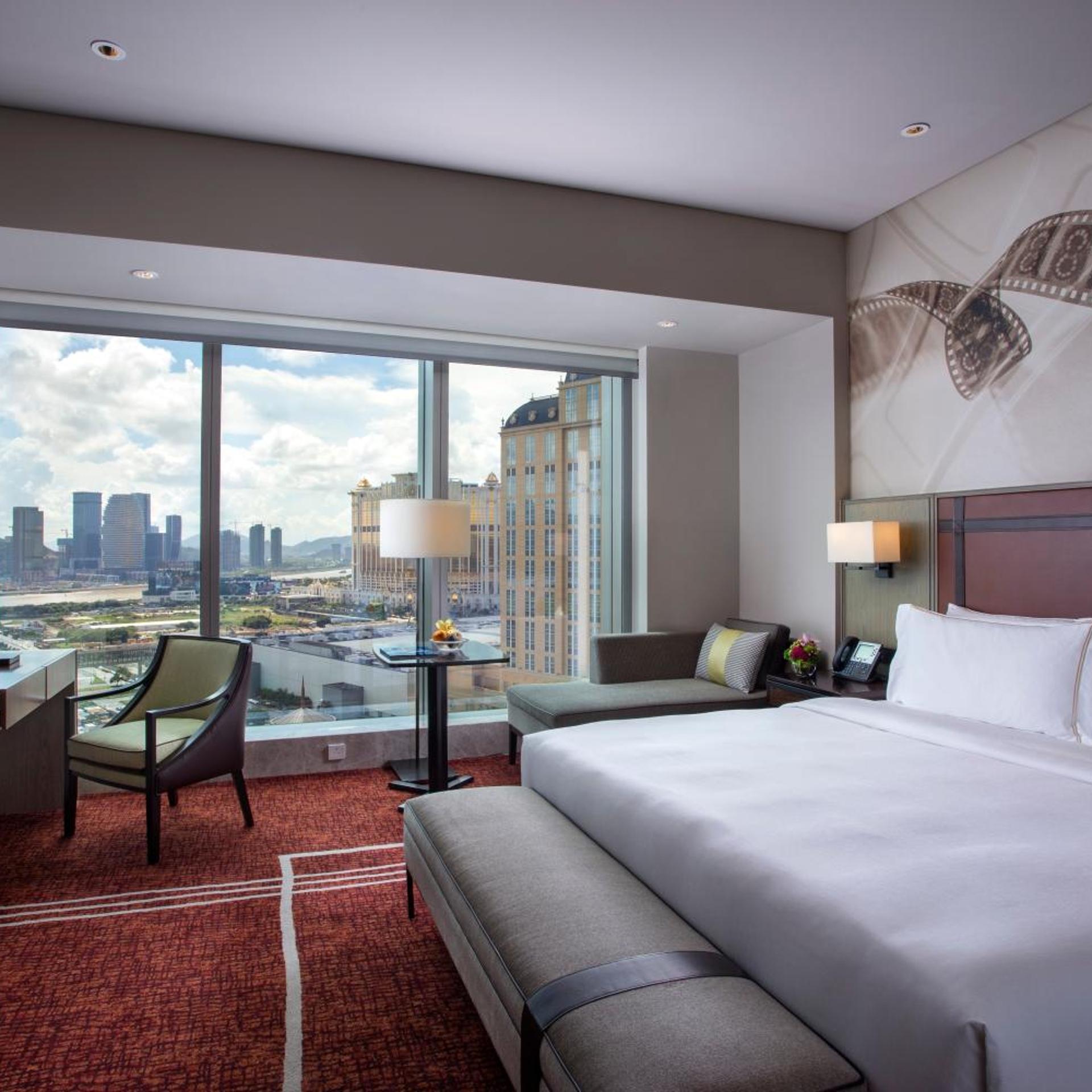 Celebrity, City, Studio, King Bed, with View