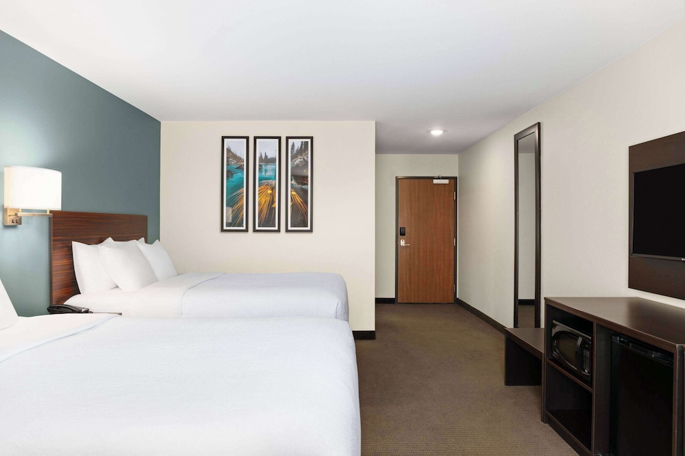 La Quinta Inn & Suites by Wyndham Wenatchee 7/34