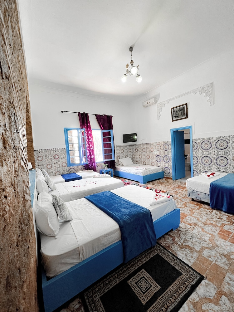 Guest House Qodwa 16/39
