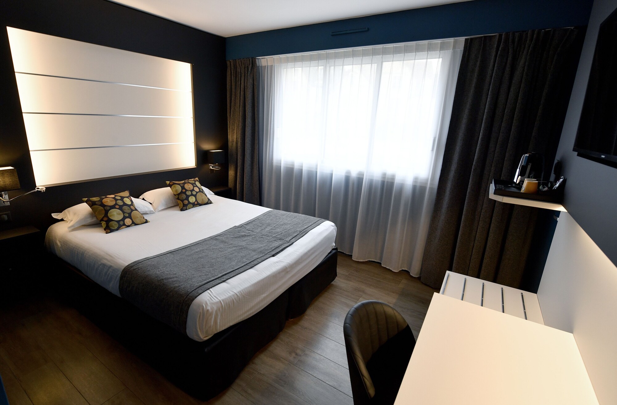 SUPERIOR, DOUBLE BED
