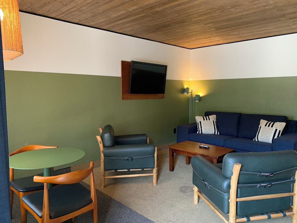 Station House Inn South Lake Tahoe 56/71