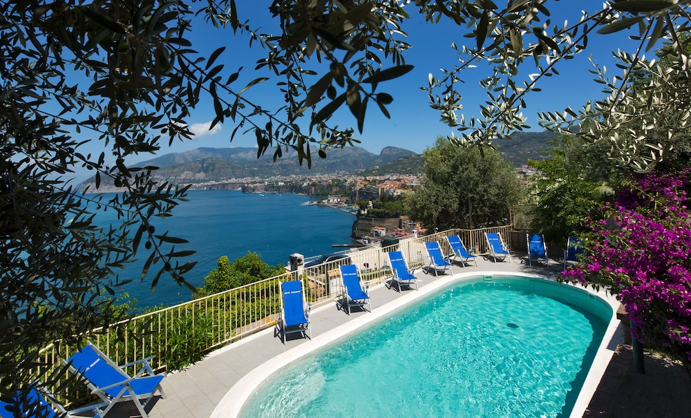 Hotel Miramare Sorrento 57/63