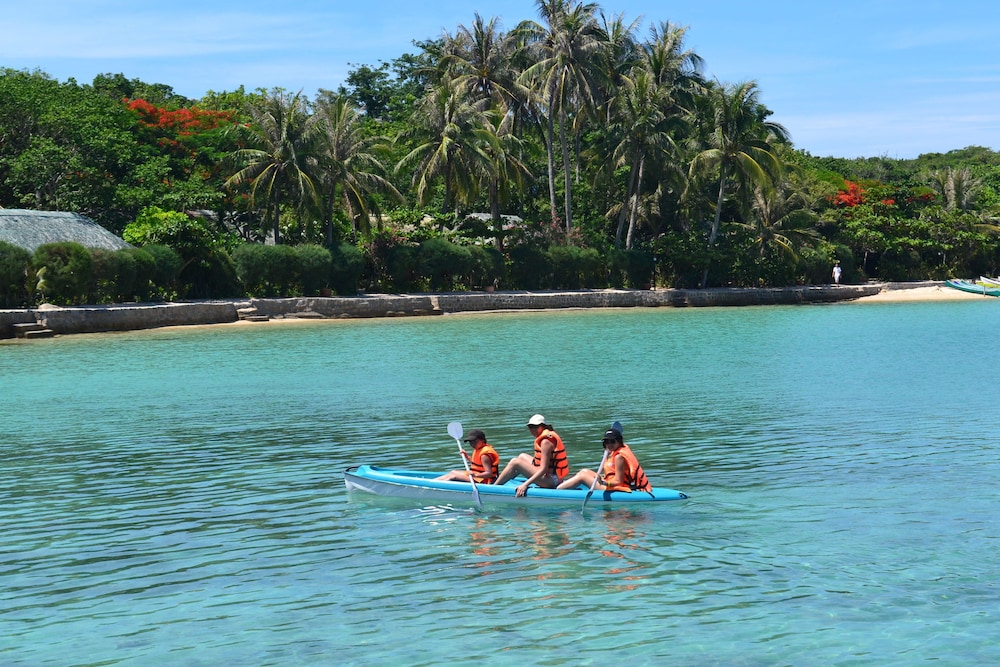 Whale Island Resort 31/68