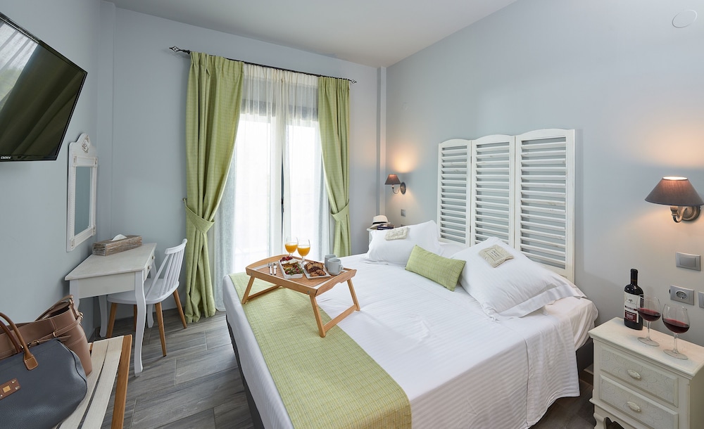 Mirabilia Boutique Hotel 51/86