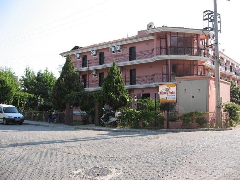 Gunes Hotel 14/22