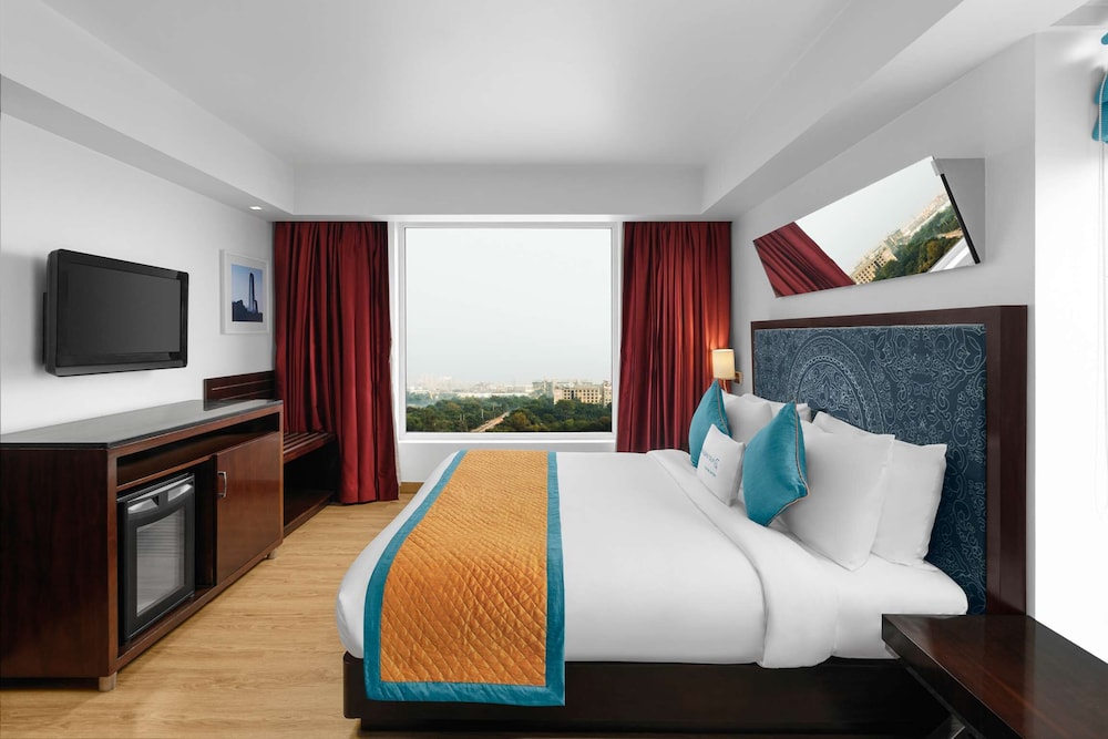Golden Tulip Gurgaon - Sector 29 17/45