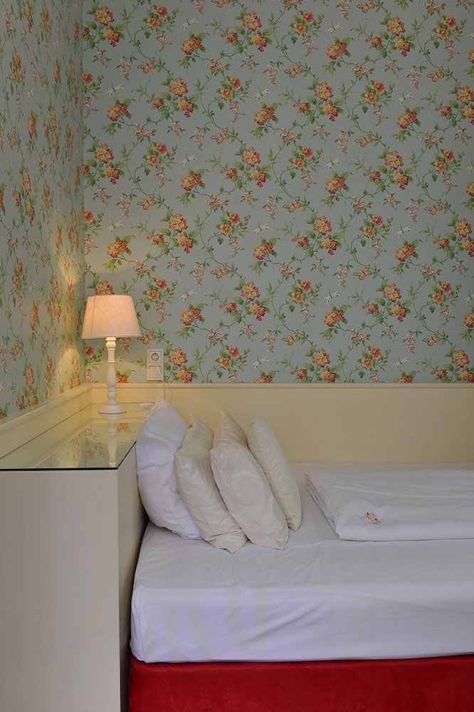 DOMSTERN HOTEL 29/64