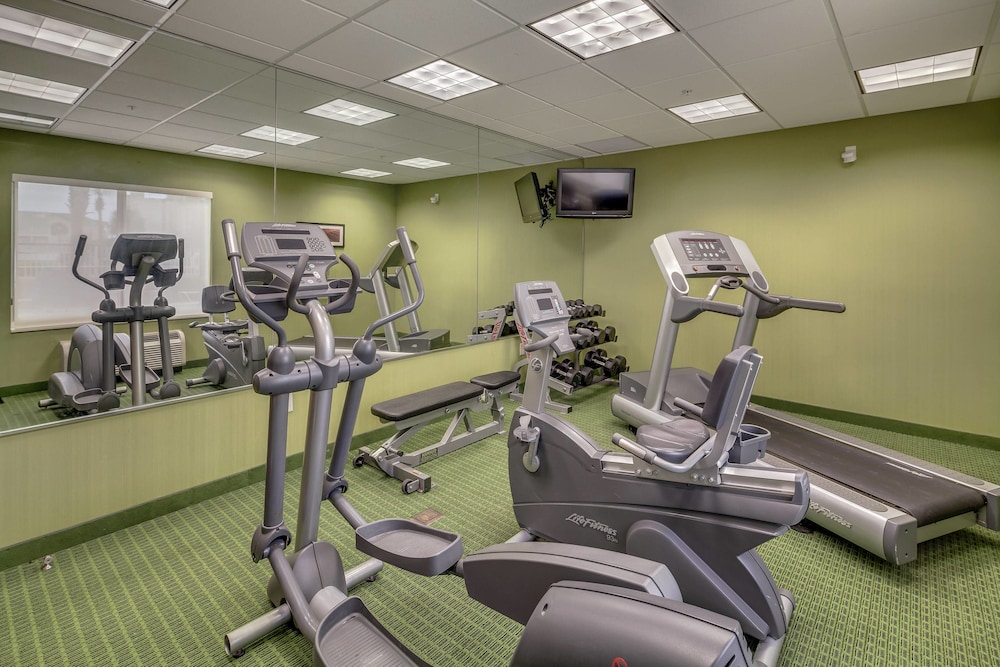 Fairfield Inn and Suites Jacksonville Beach 26/54