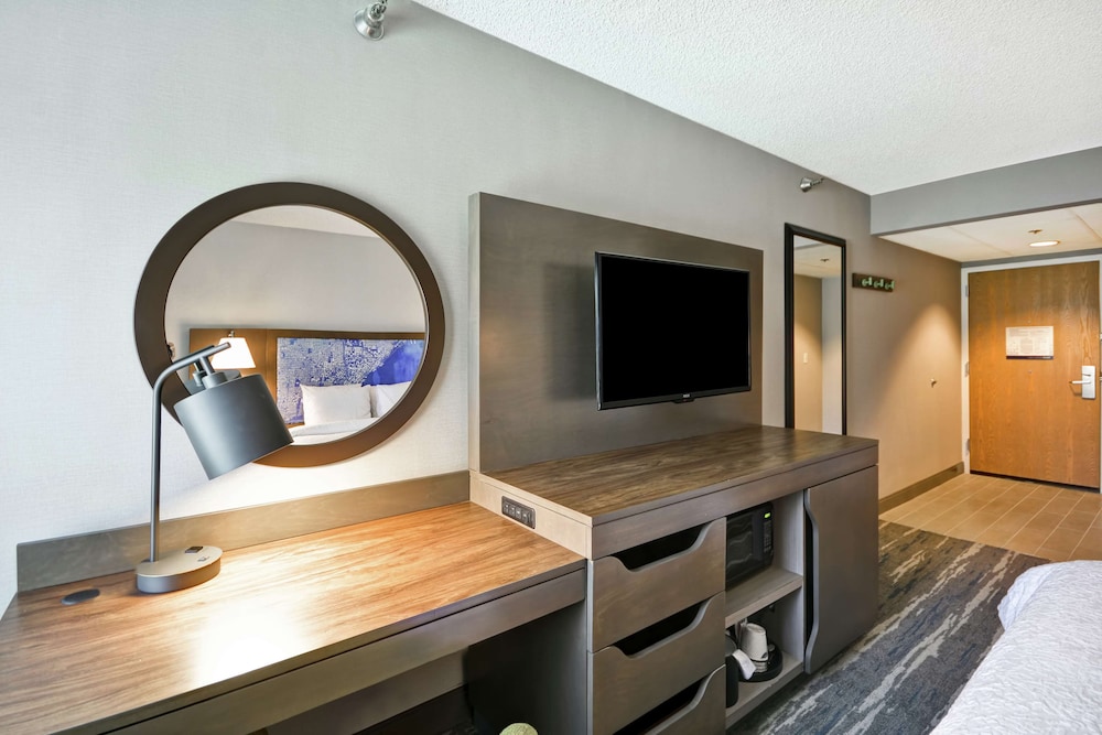 Hampton Inn Seattle/Southcenter 38/39
