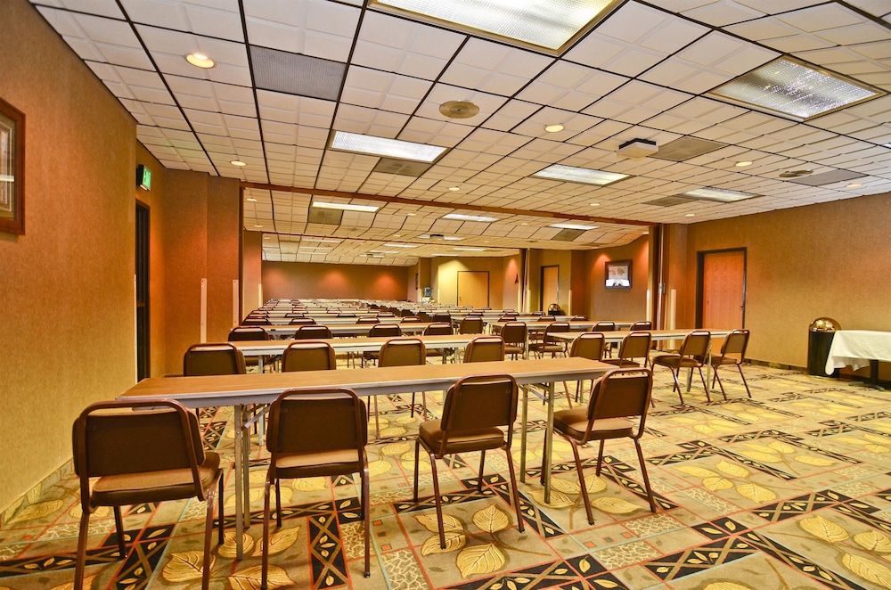 Best Western Bidarka Inn 37/43