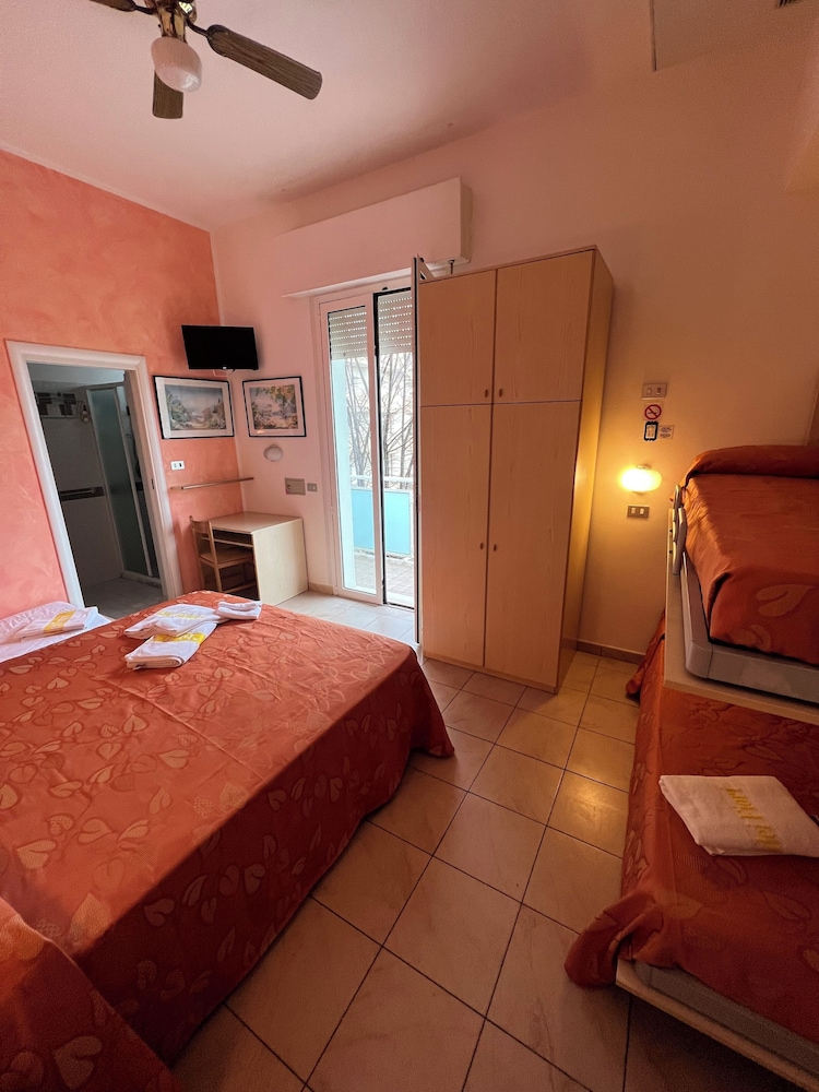 Hotel Villa Dei Fiori 22/56